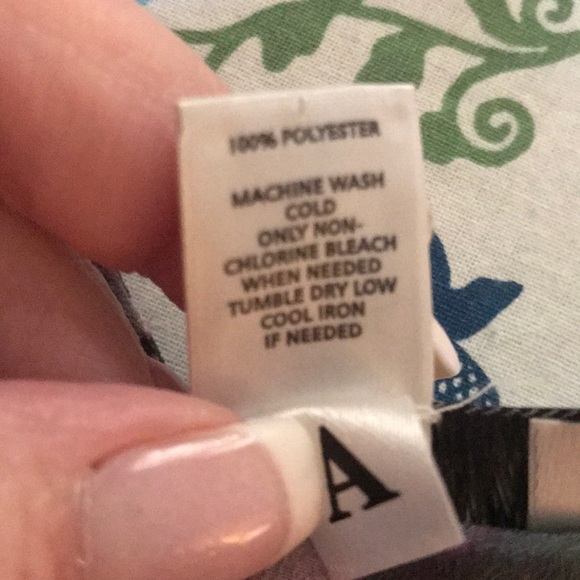 NWOT Ann Taylor LOFT tie sleeve floral top - Picture 8 of 8